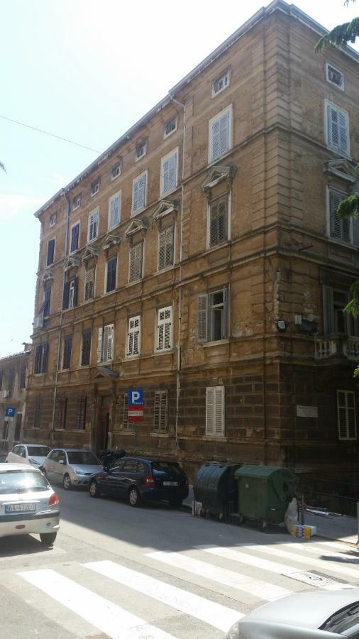 شقة Apartman Vito غييكا المظهر الخارجي الصورة